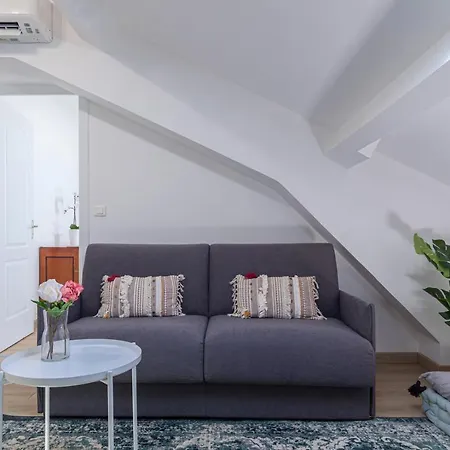 7 Deloye - 2 Pieces Renove - Dernier Etage - Clim Nice